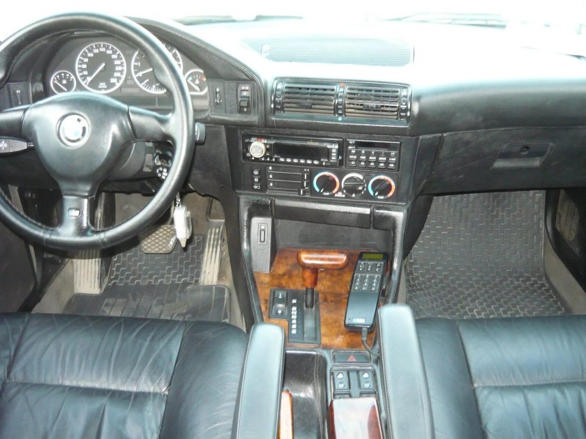 БМВ 525 е34 салон