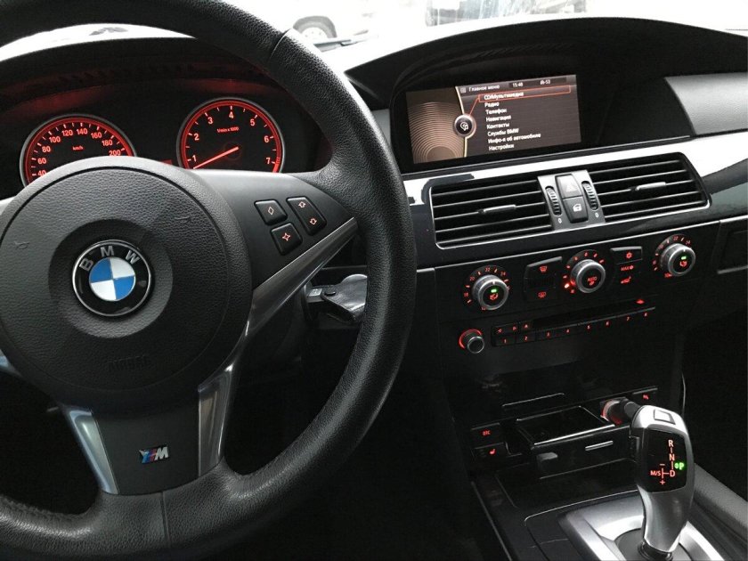 БМВ м5 e60 салон