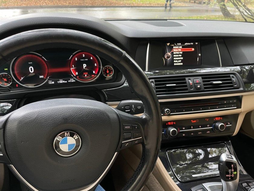 Бмв 520 2008 салон