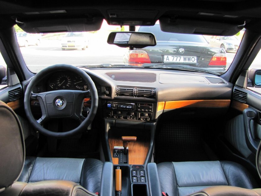 BMW e34 525i салон