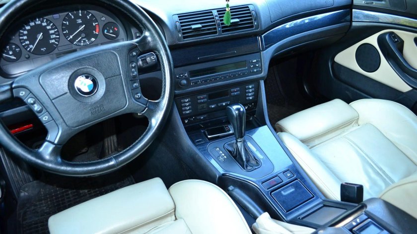 BMW 5 1998 салон
