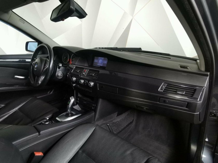 Bmw 5 е60 салон