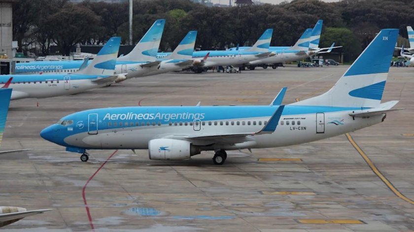 Aerolineas argentinas boeing 737