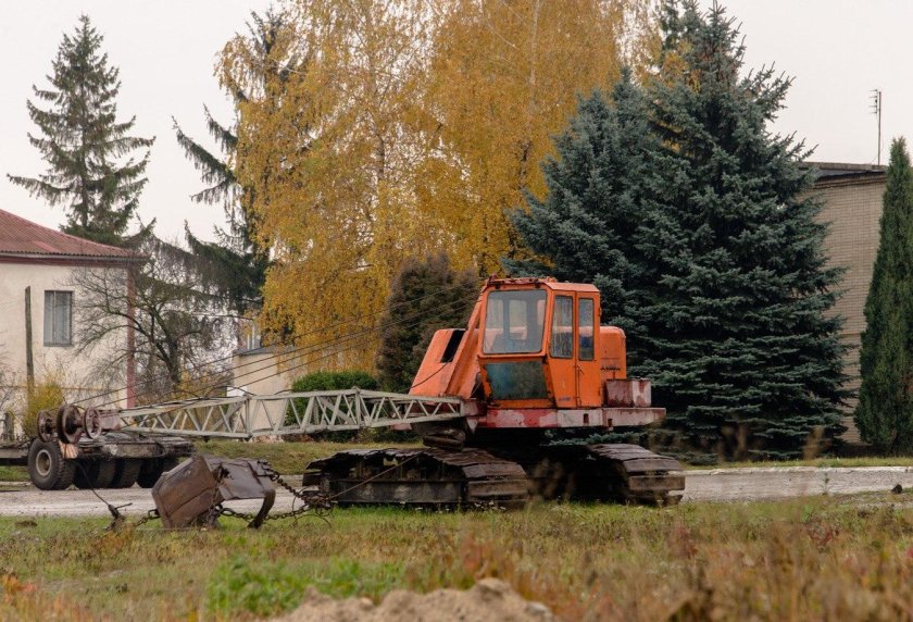 Болотный экскаватор ЭО-3211