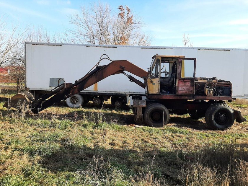 Экскаватор эо-3322б