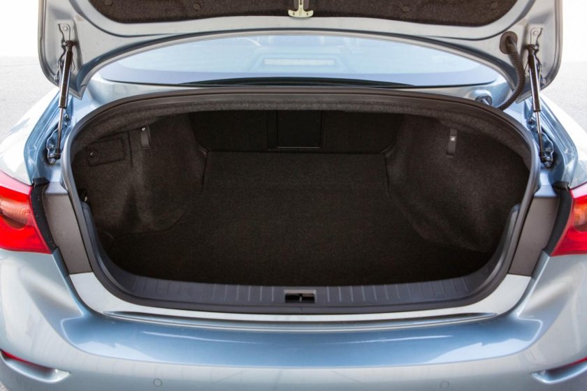 Багажник Инфинити q50