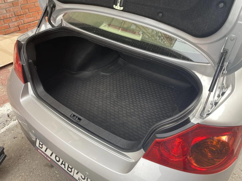 Infiniti g35 багажник