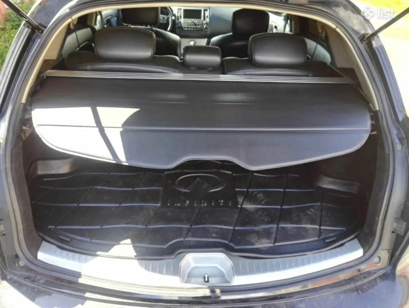 Шторка багажника Инфинити fx35