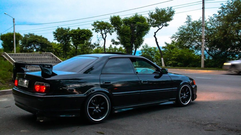 Toyota Chaser 2
