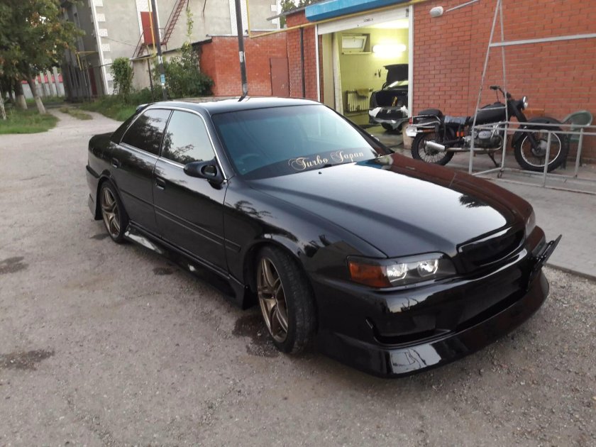 Toyota Chaser 100 черный матовый