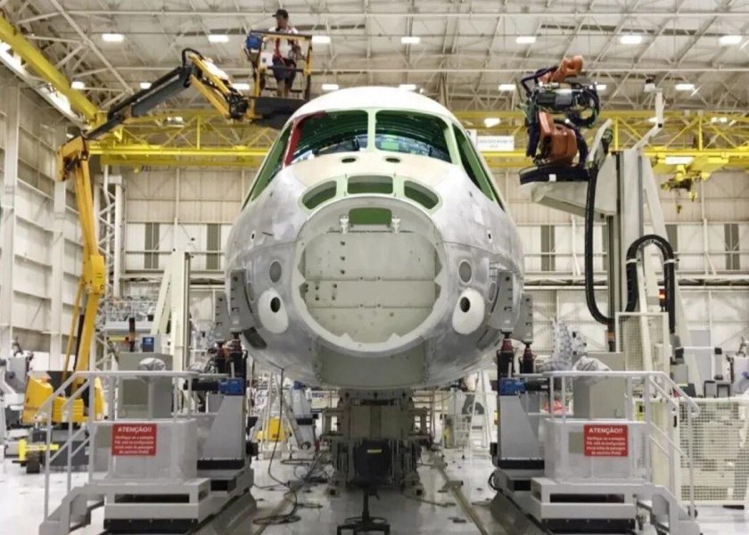 Бразилия Embraer