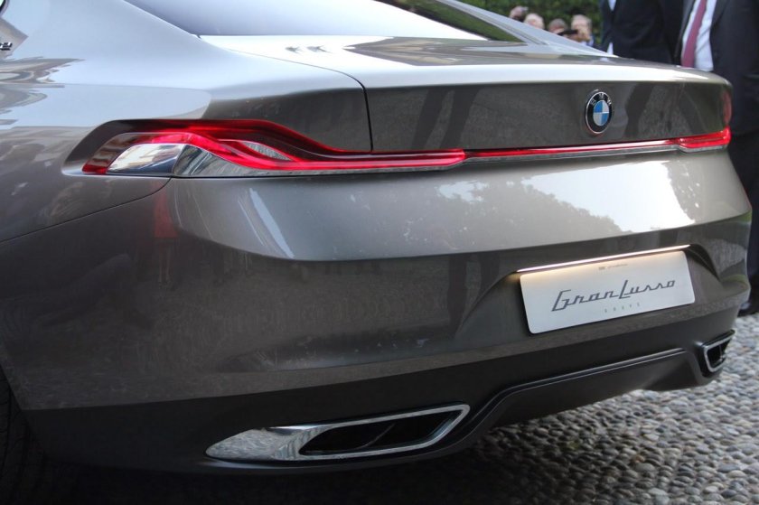 Bmw vision future luxury