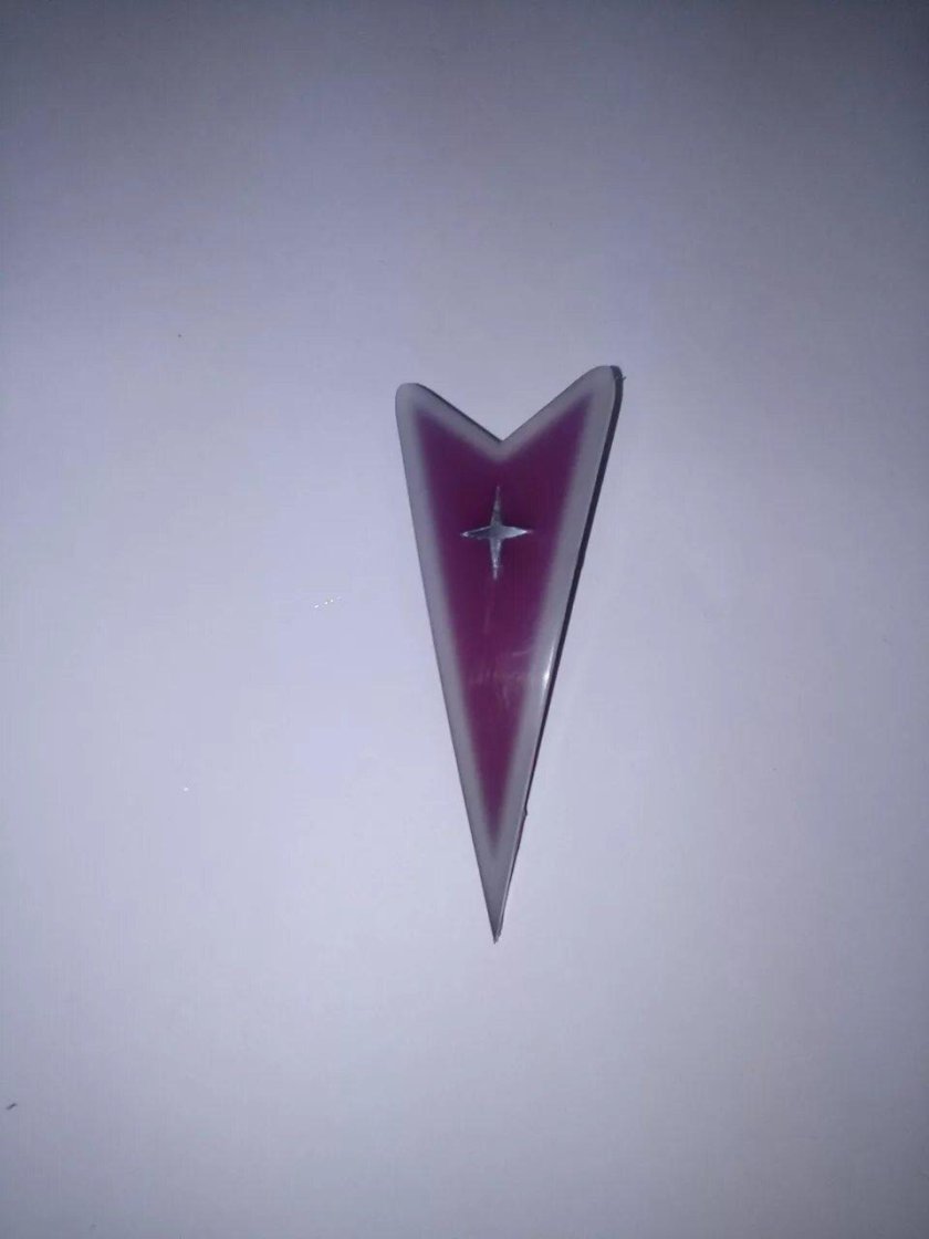 Значок Pontiac Vibe