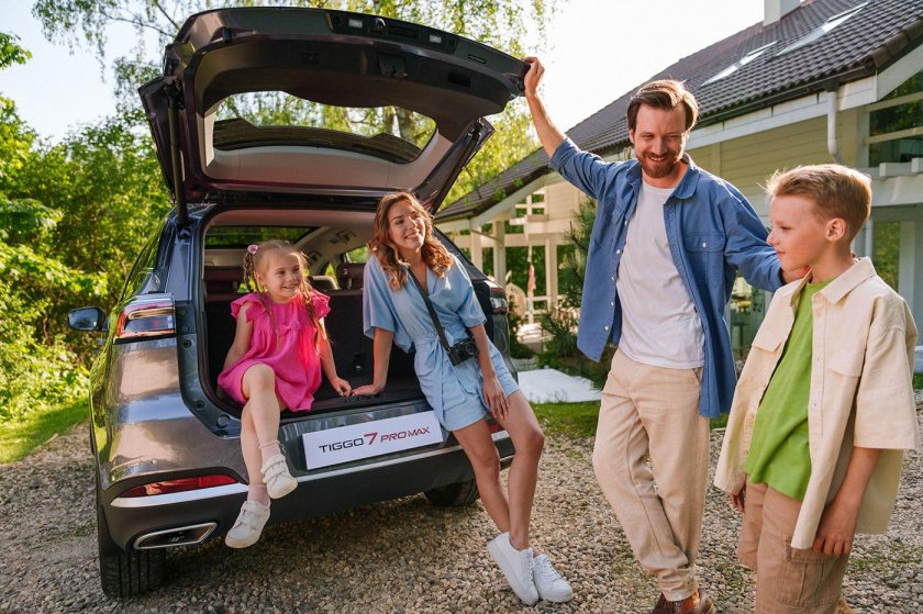 Машина семейная