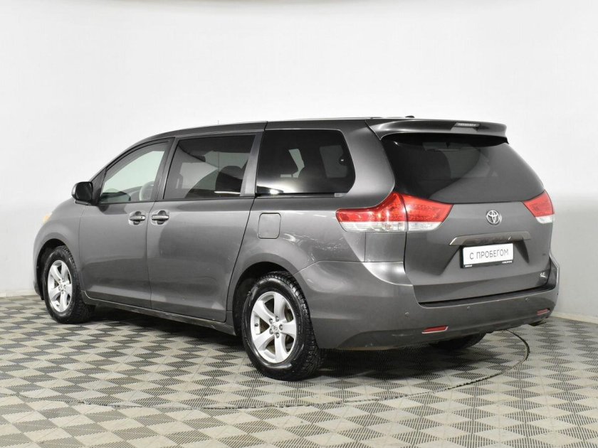 Тойота Сиенна 2.7 отзывы владельцев