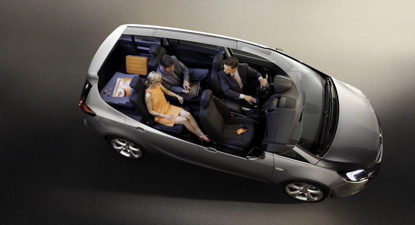 Opel Zafira Tourer (Family)