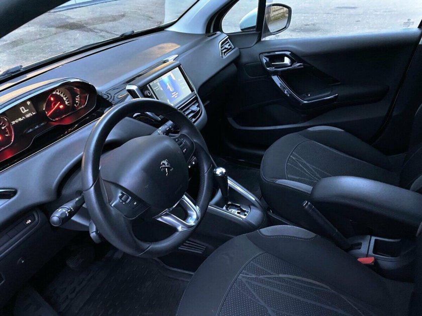 Peugeot 208 2012 2015