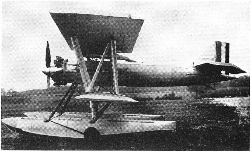 Биплан гидросамолет