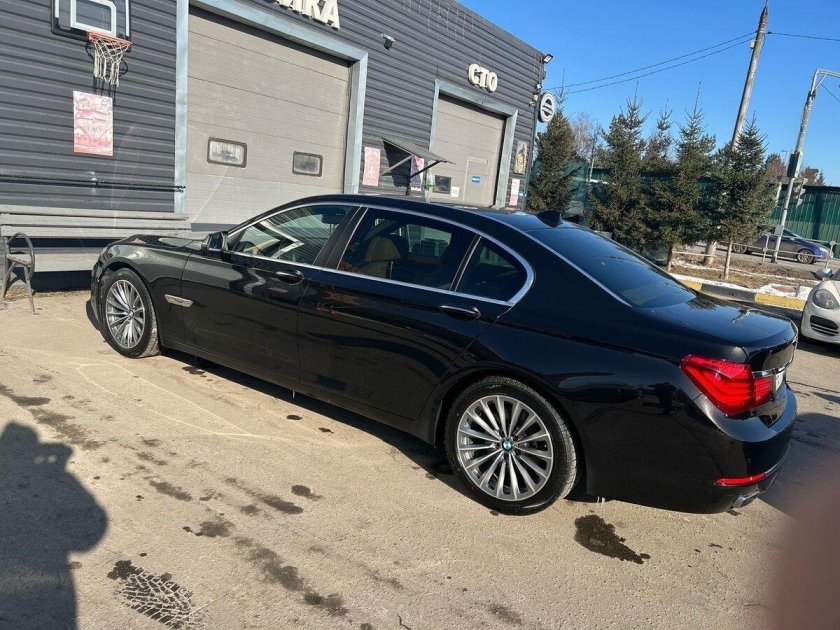 Бмв 740 li xdrive