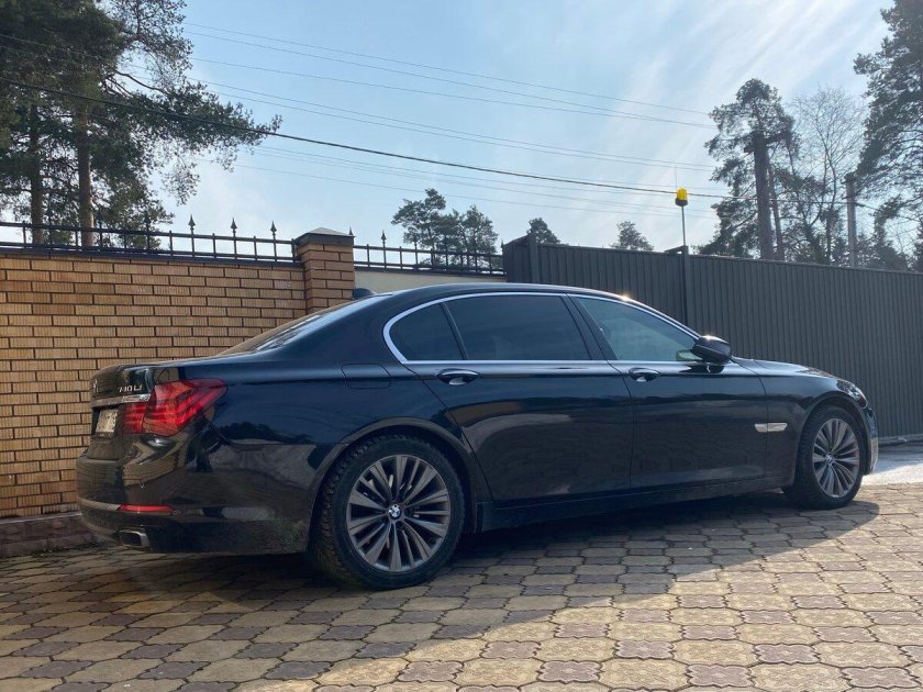 Бмв 750 li xdrive