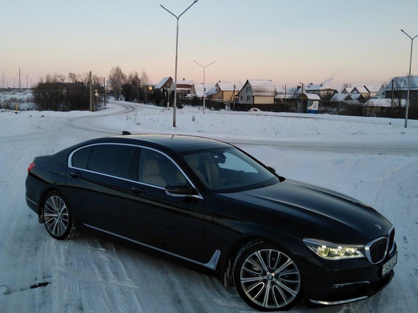 Bmw 7 серия vi