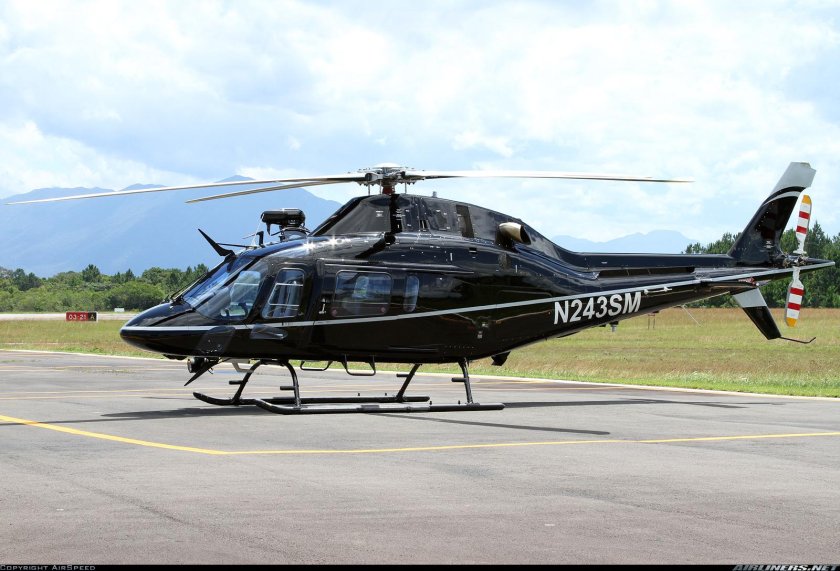 Вертолет Agusta aw119