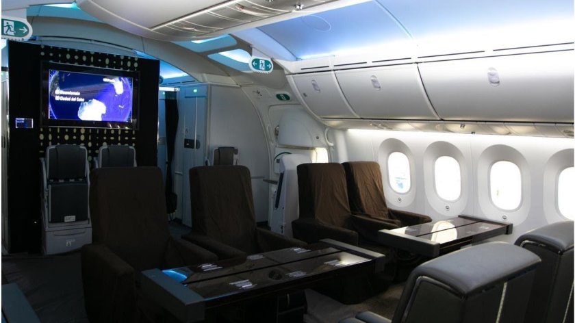 Самолет внутри