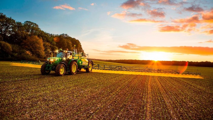 Сельхозтехника Джон Дир