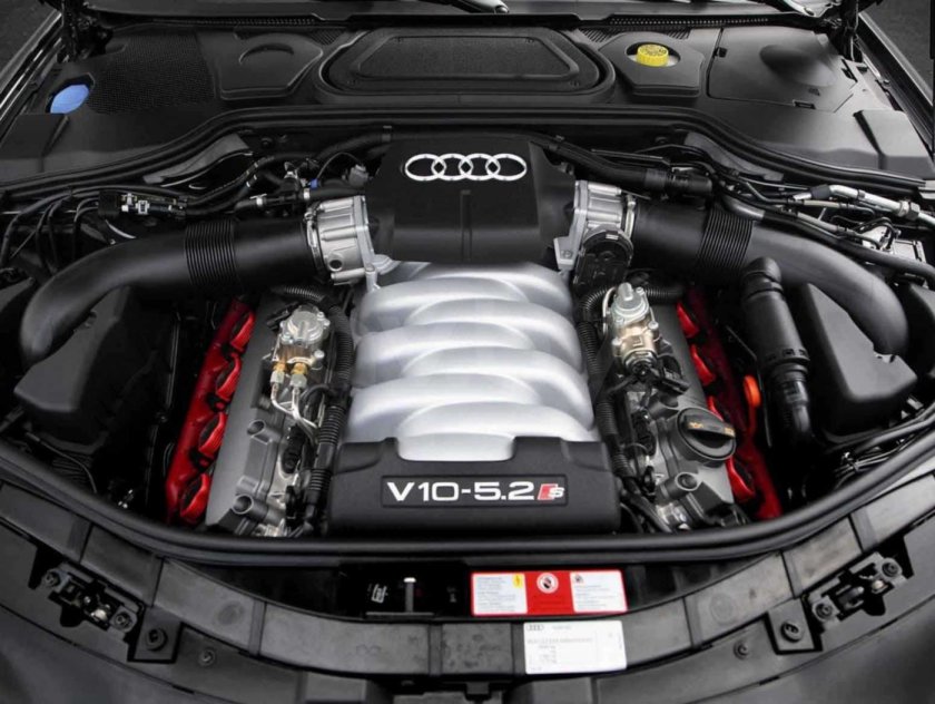 Ауди s8 v12