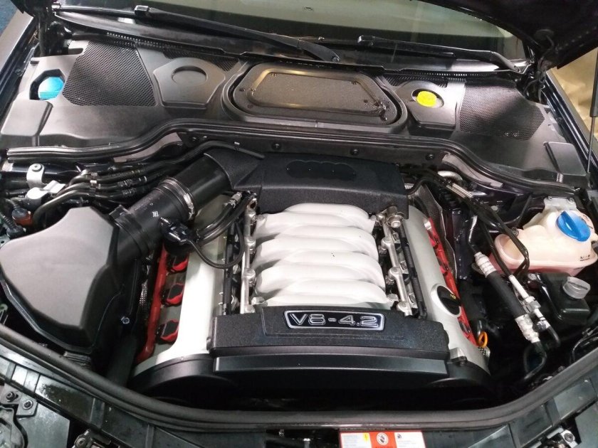 4.2 V8 Audi a8 2008