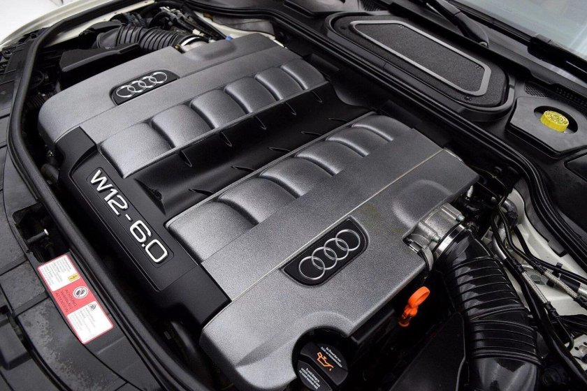 Audi a8 w12
