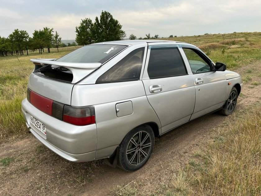 Ваз 2112 хэтчбек серебристый