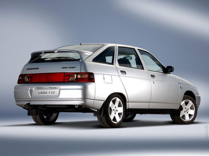 ВАЗ 2112 хэтчбек