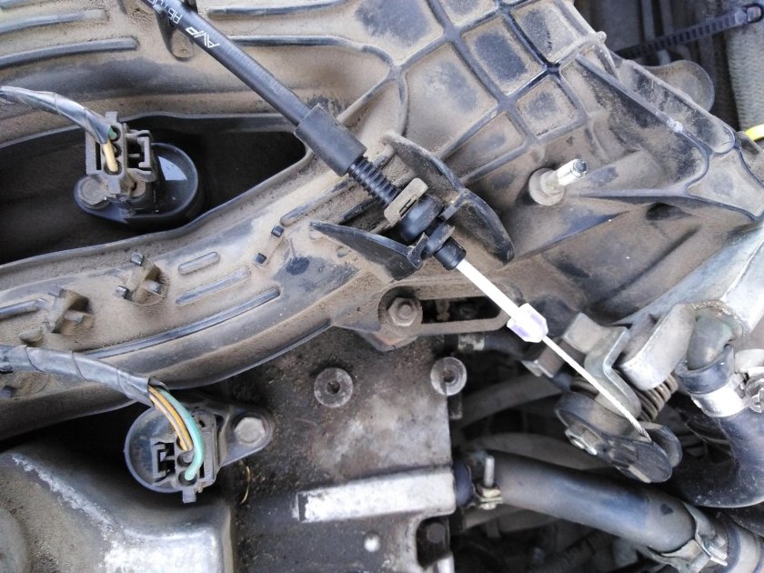 Трос газа ВАЗ 2112