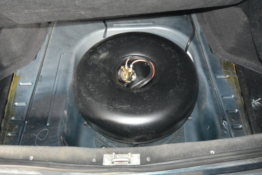 ГБО 4 поколение Приора седан запаска