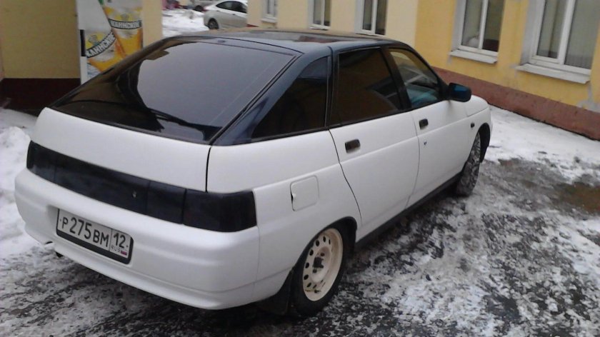 ВАЗ 2112 С черной крышей