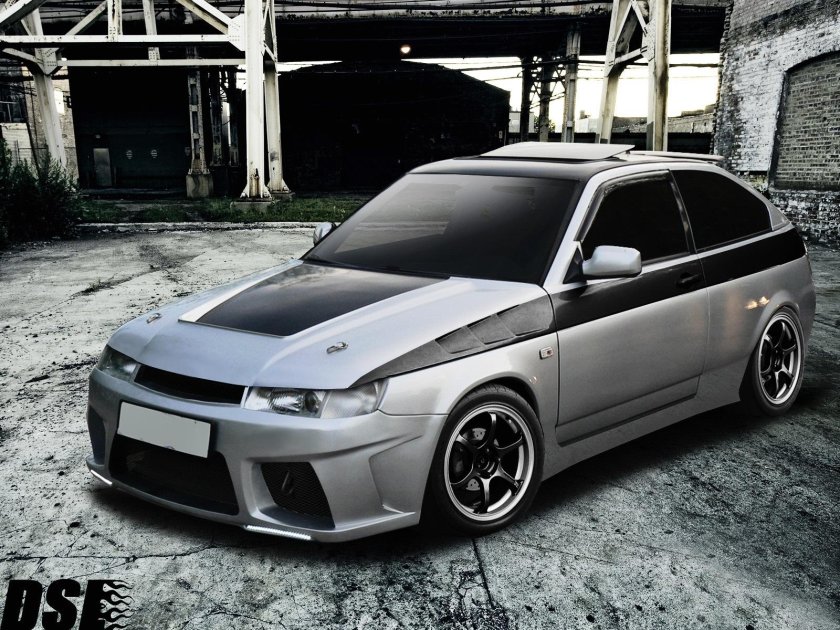 Тюнинговый ВАЗ 2112