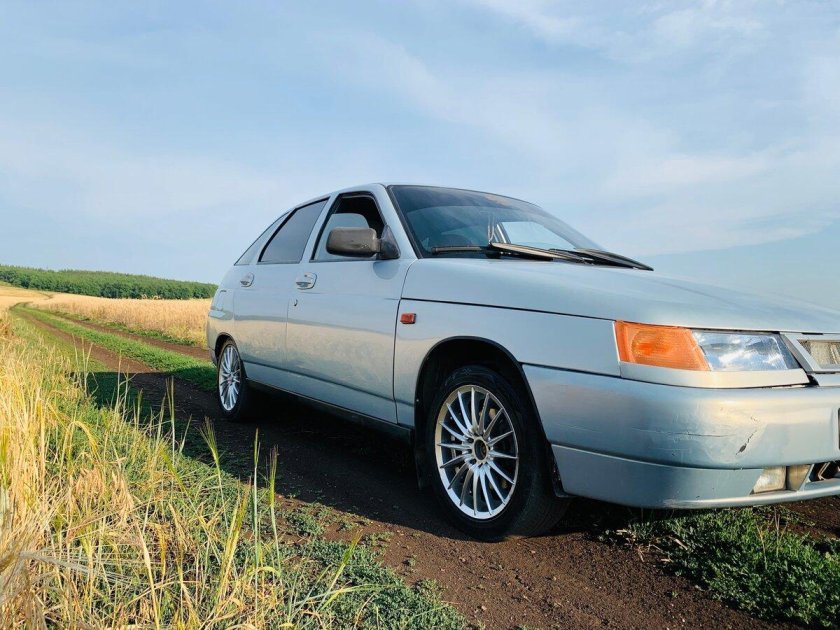 Lada (ВАЗ) 2112