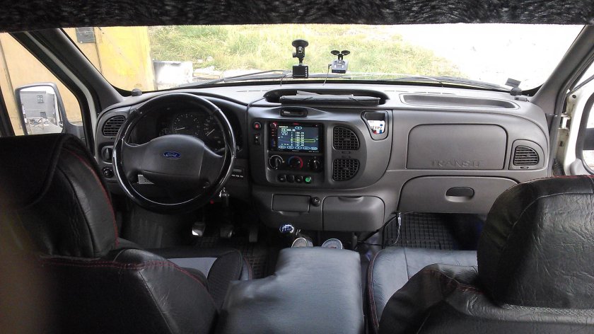 Форд Транзит 2000 салон