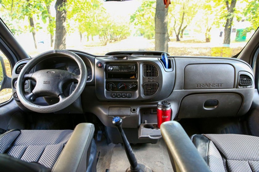 Ford Transit 1996 салон