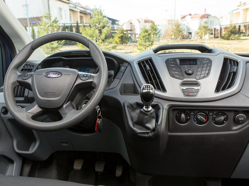 Ford Transit 2018 салон