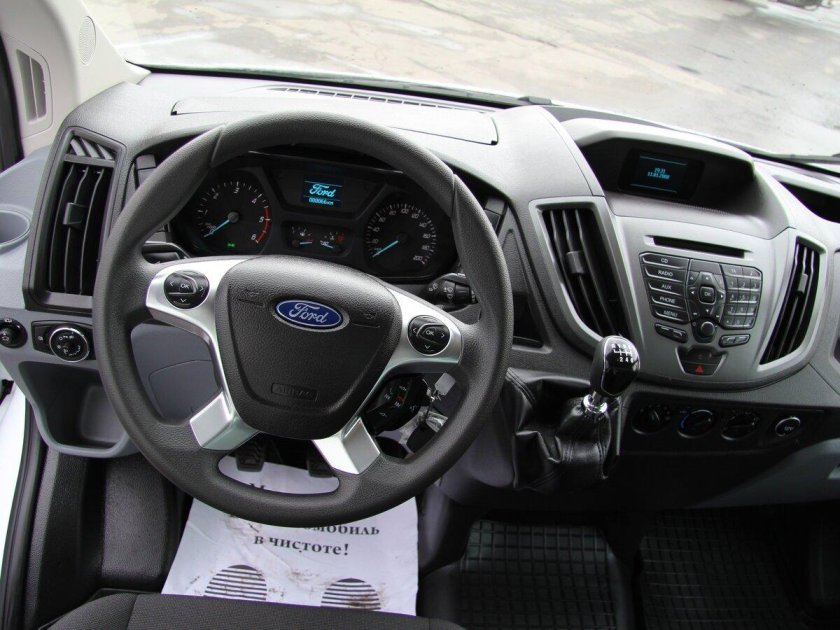 Форд Транзит 2017 грузовой фургон