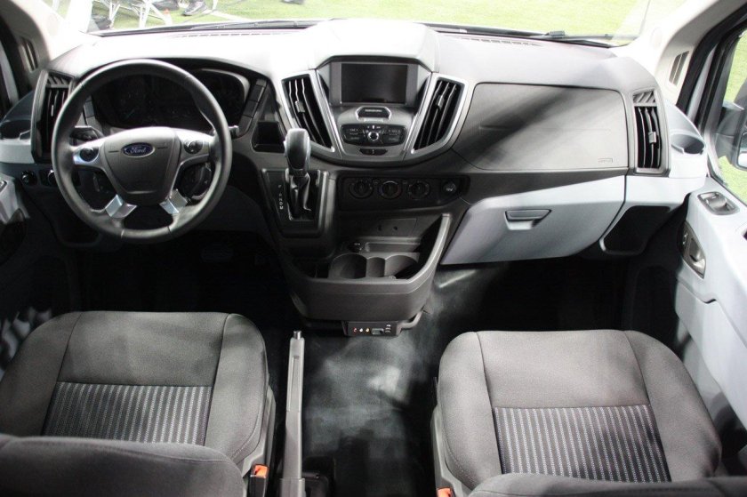 Форд Транзит 2016 салон