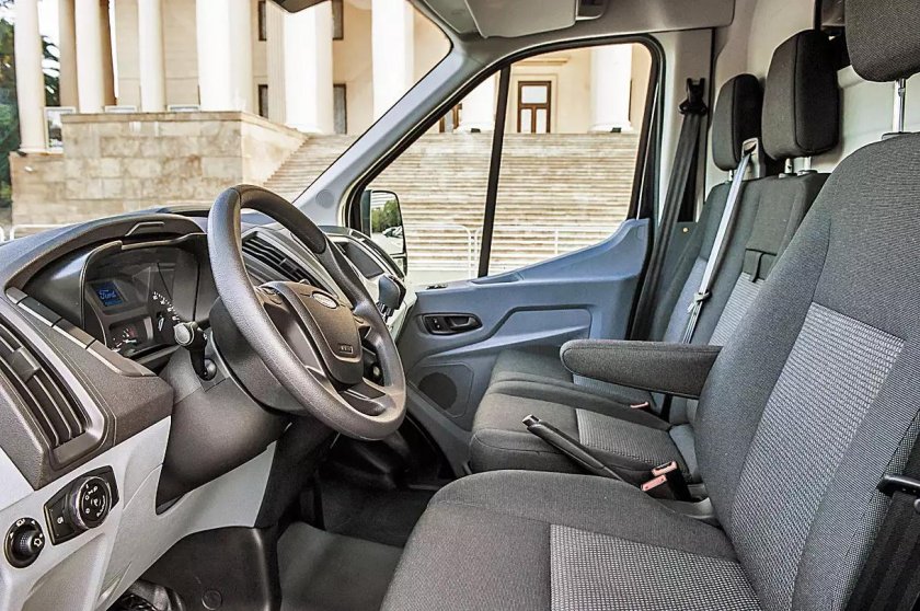 Форд Транзит 2018 салон