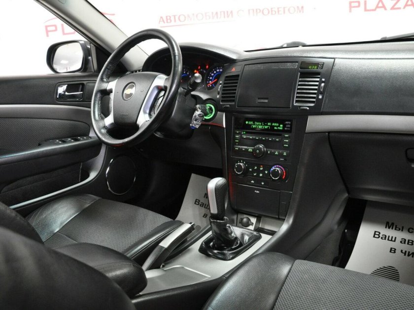 Chevrolet Epica 2011 салон