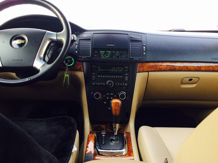 Chevrolet Epica 2008 салон