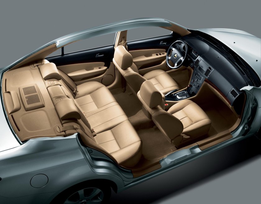 Chevrolet Epica 2011 салон