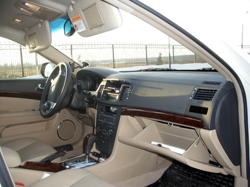 Chevrolet Epica 2011 салон
