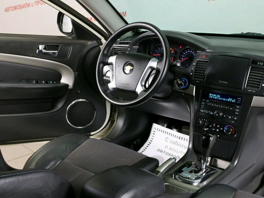 Chevrolet Epica 2012 салон