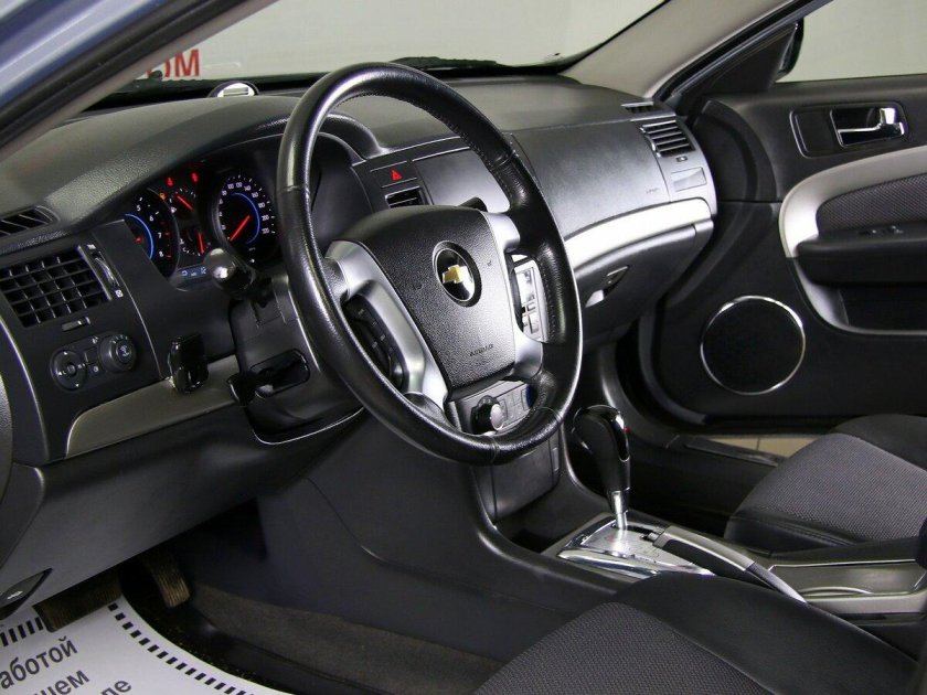Chevrolet Epica 2008 салон